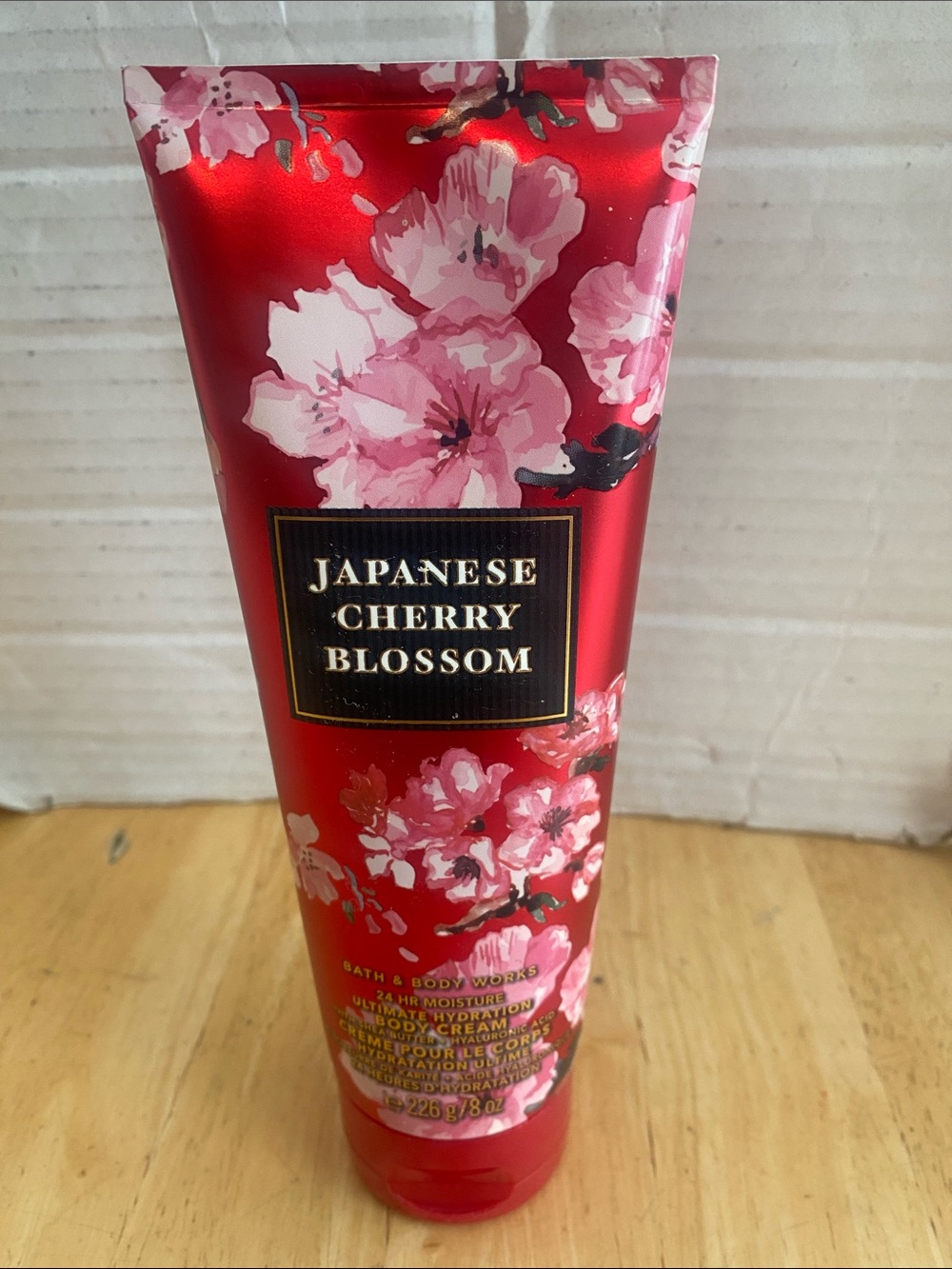 Bath & Body Works Japanese Cherry Blossom Hydrating Body Cream full size 8oz NWT